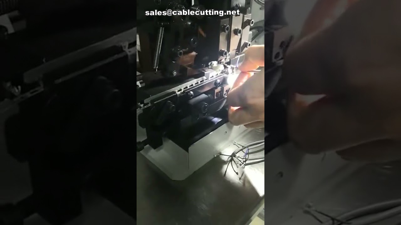 Automatische draadstripper-crimpmachine - Efficiënte draadterminalverwerking
