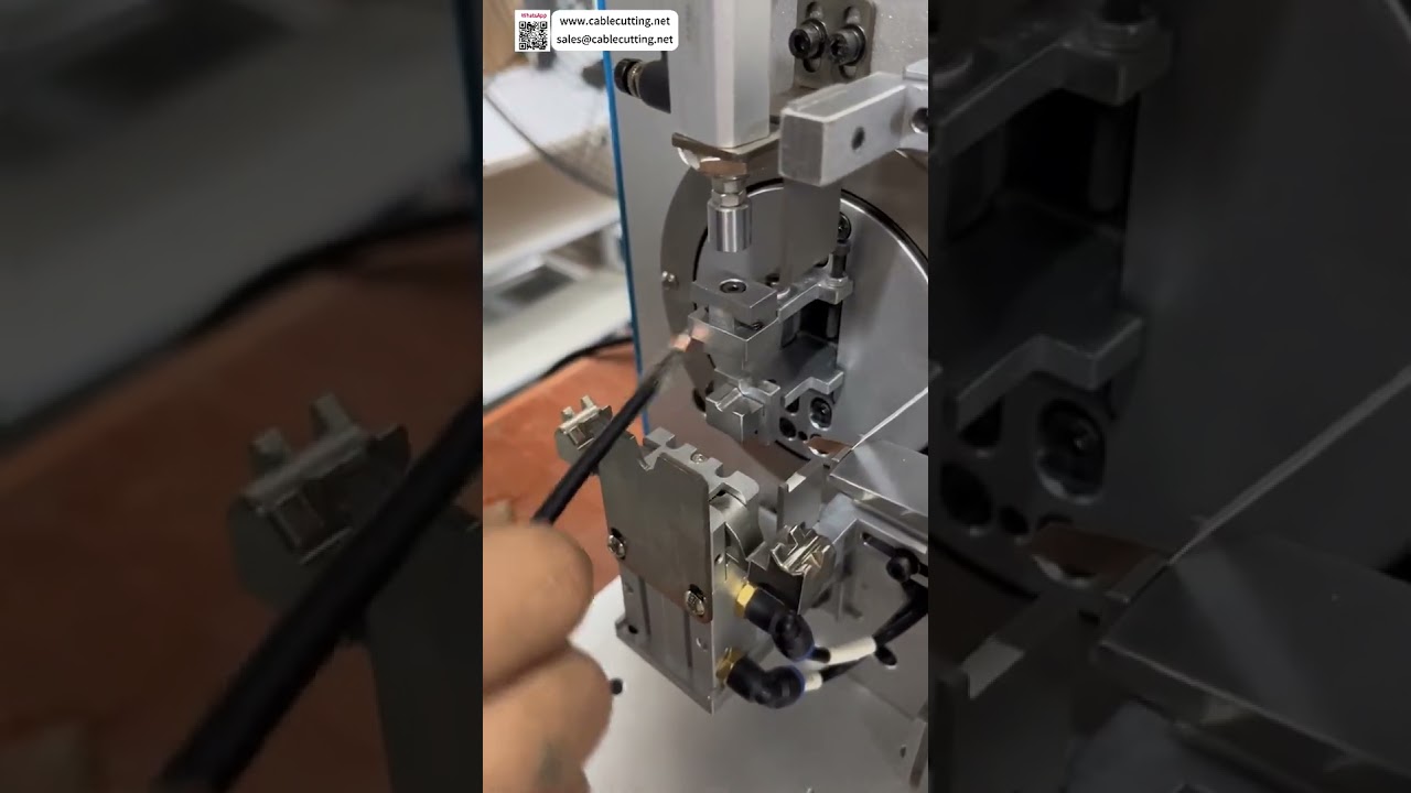 Automatische koperfolie wikkelmachine | Hoge snelheid tape masking & draadafscherming verwerking