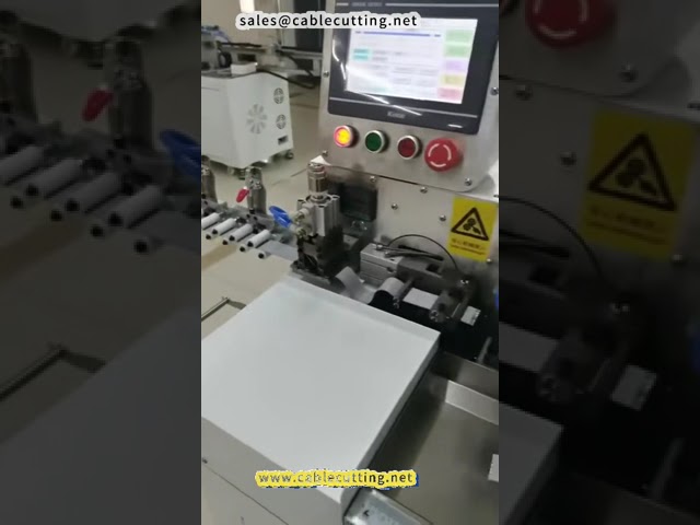 Automatische dubbele kop krimpmachine voor platte kabels met vertinningsbad