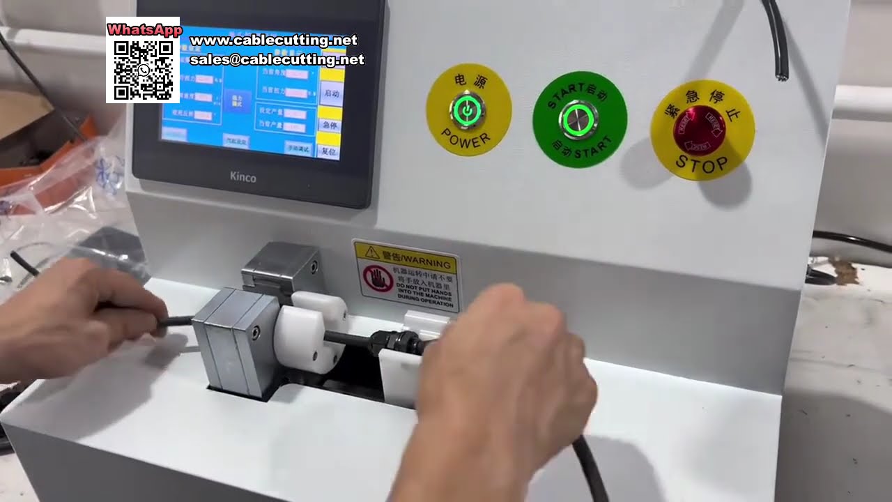 Automatische horizontale moeraanzet- en draadstripmachine voor kabelboomverwerking