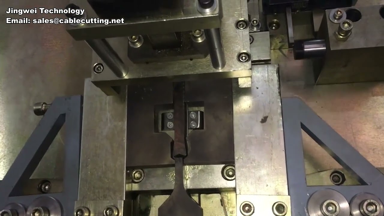 Automatische precisie soldeermachine voor condensatoren | Power capacitor tinspotlasser