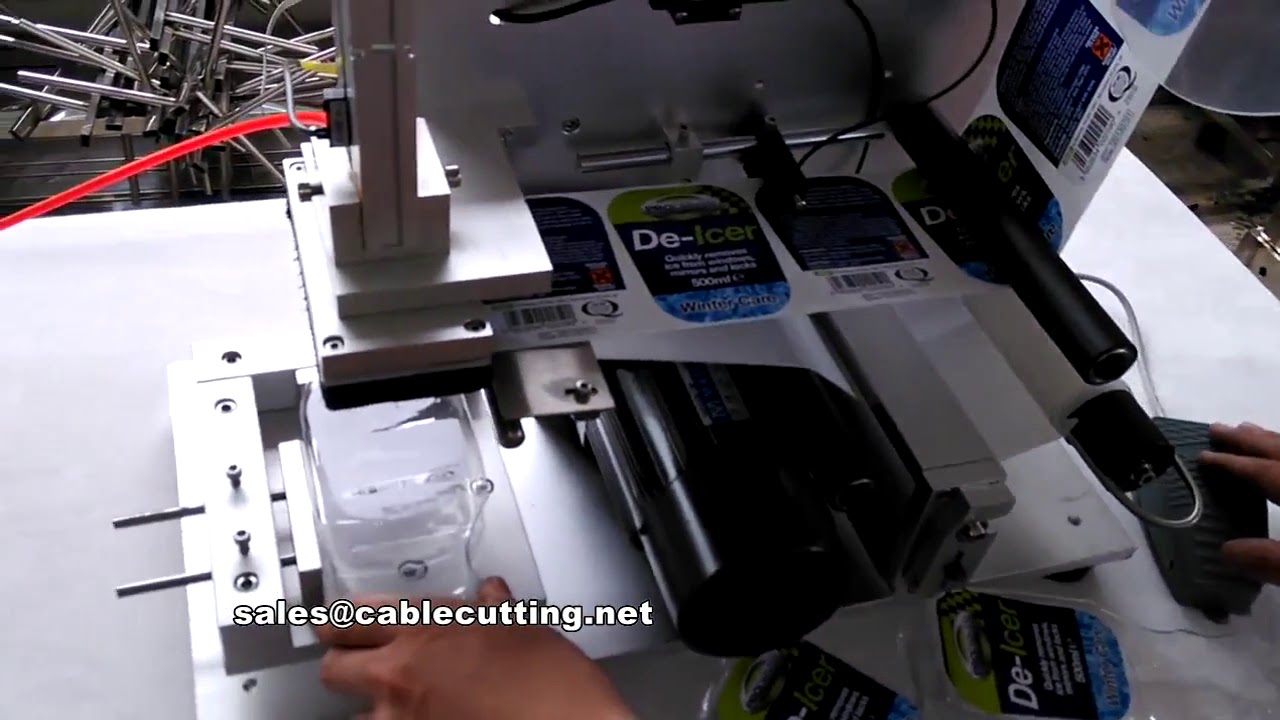 Semi-automatische vlaklabelmachine | Efficiënt labelen van dozen en platte oppervlakken