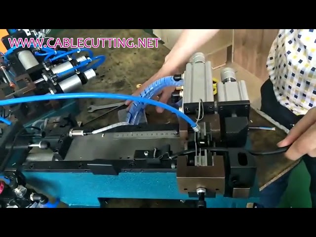 Meeraderige Kabelstripmachine: Buitenmantel en Binnenisolatie Strippen