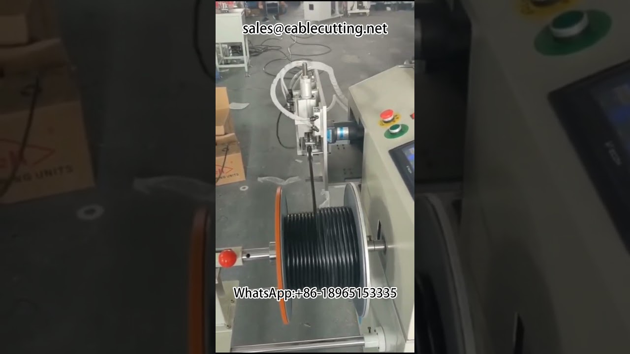 Geïntegreerde machine voor metertelling, positioneren, snijden en wikkelen van draad en kabel