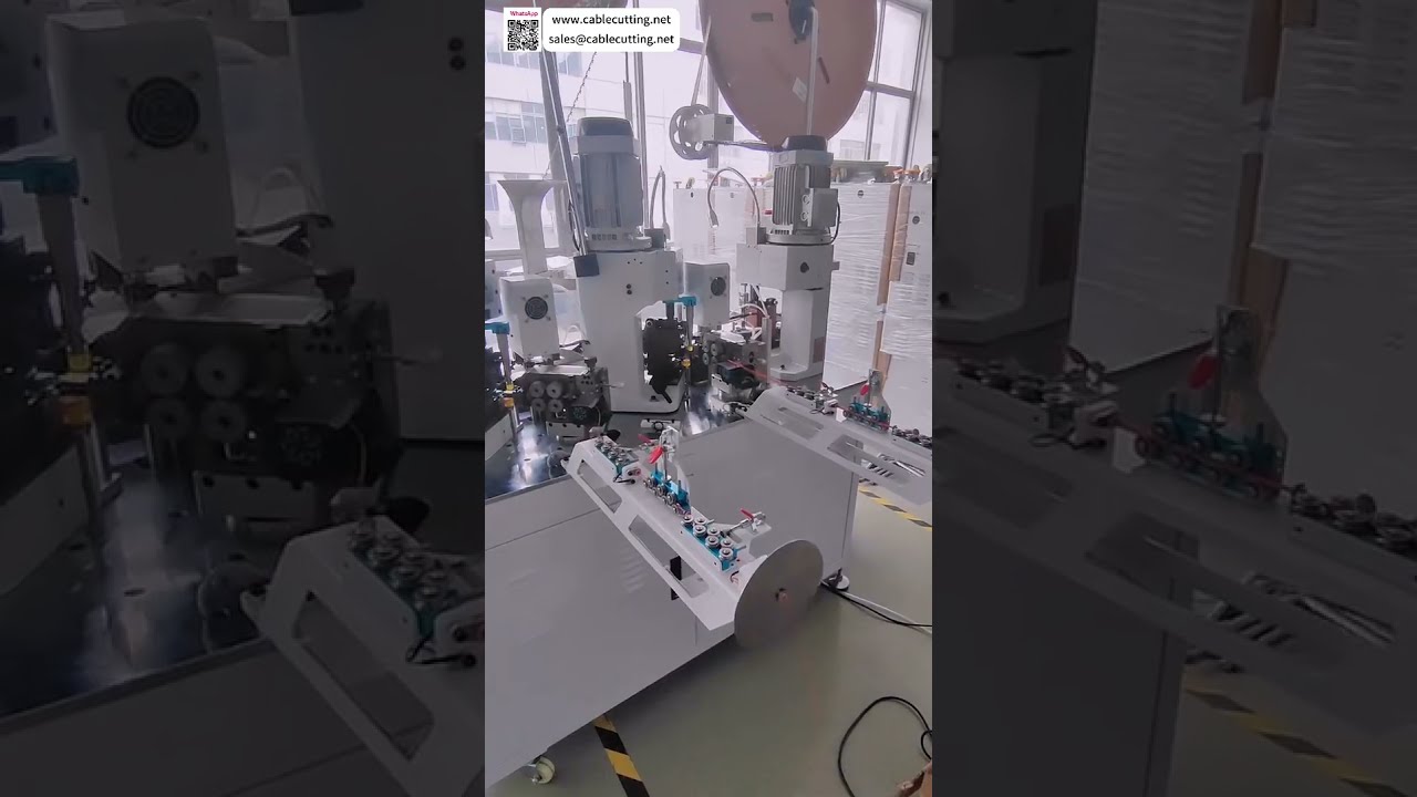 Automatische kabelkrimpmachine voor verschillende maat spliceterminals - Draadboom verwerkingstool