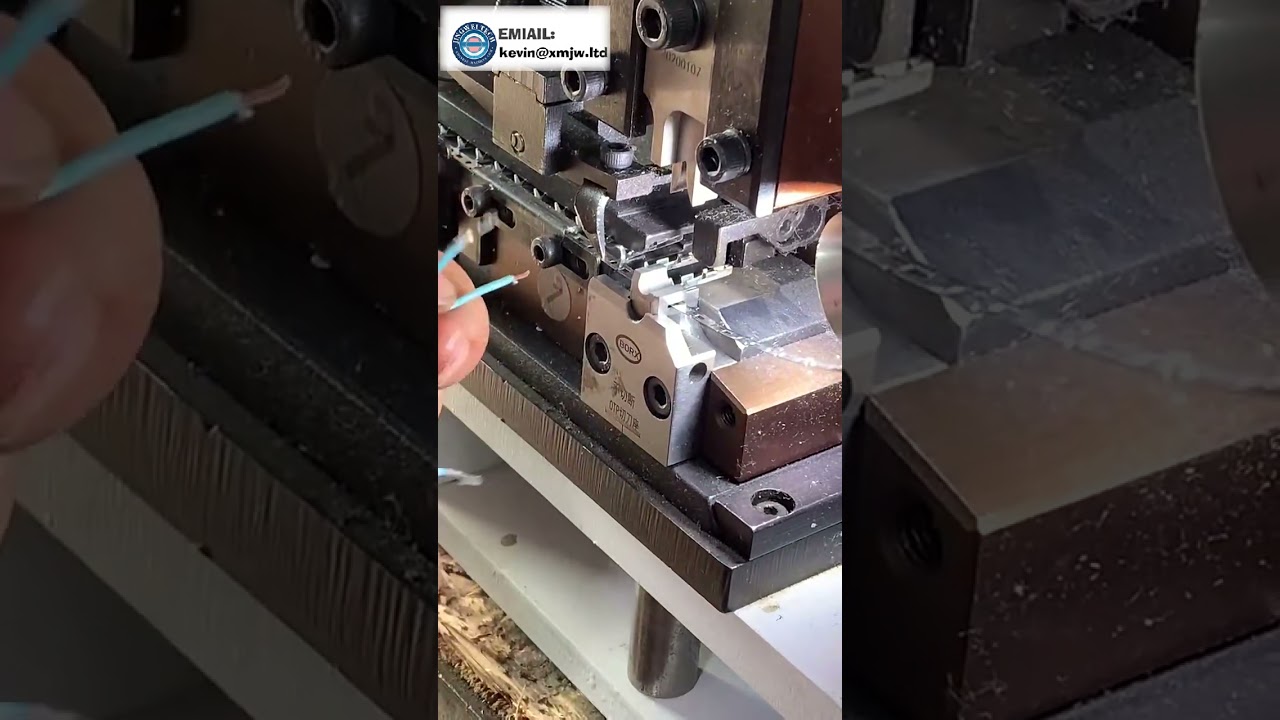 Horizontal Mold Terminal Crimp Machine for Continuous OTP Terminals and Crimp Die