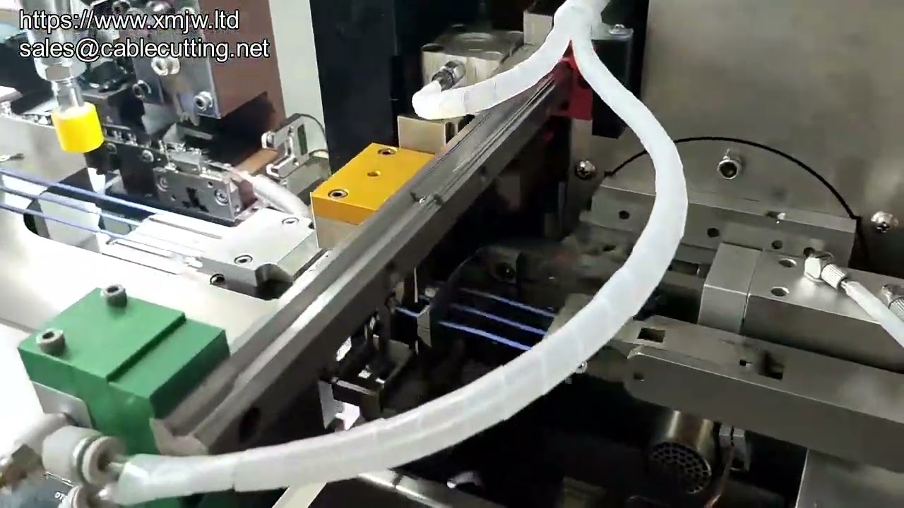 Volledig automatische machine voor stekkerhuis, kabelkrimpen en vertinnen