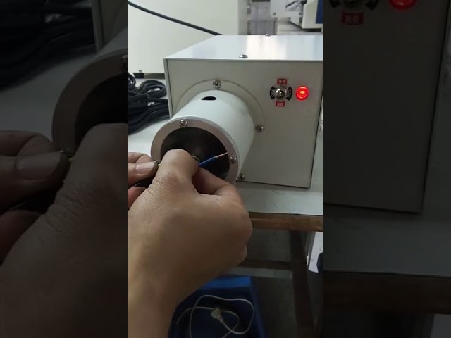 WPM 200: Semi-automatische pneumatisch-elektrische draadstripper & twistmachine