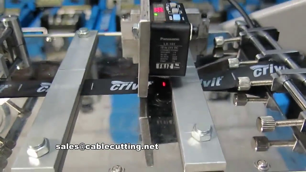 Waslabel snijmachine voor kleding - precisie & efficiëntie