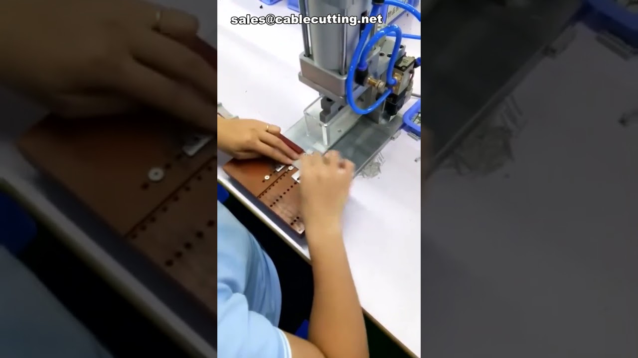 Pneumatische en semi-automatische terminalkrimpmachines voor IDC vlakke lintkabels