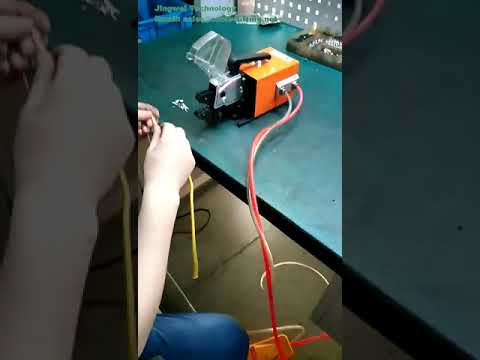 AM 10 - Compacte terminalkrimpmachine voor kleine productie