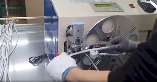 Stopcontact Oprol- en Bindmachine WPM-210